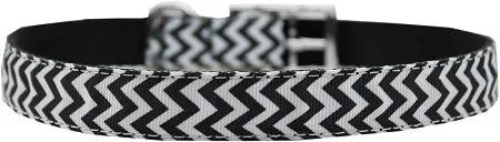 Chevrons Nylon Dog Collar with classic buckle 3-4" Black Size 14