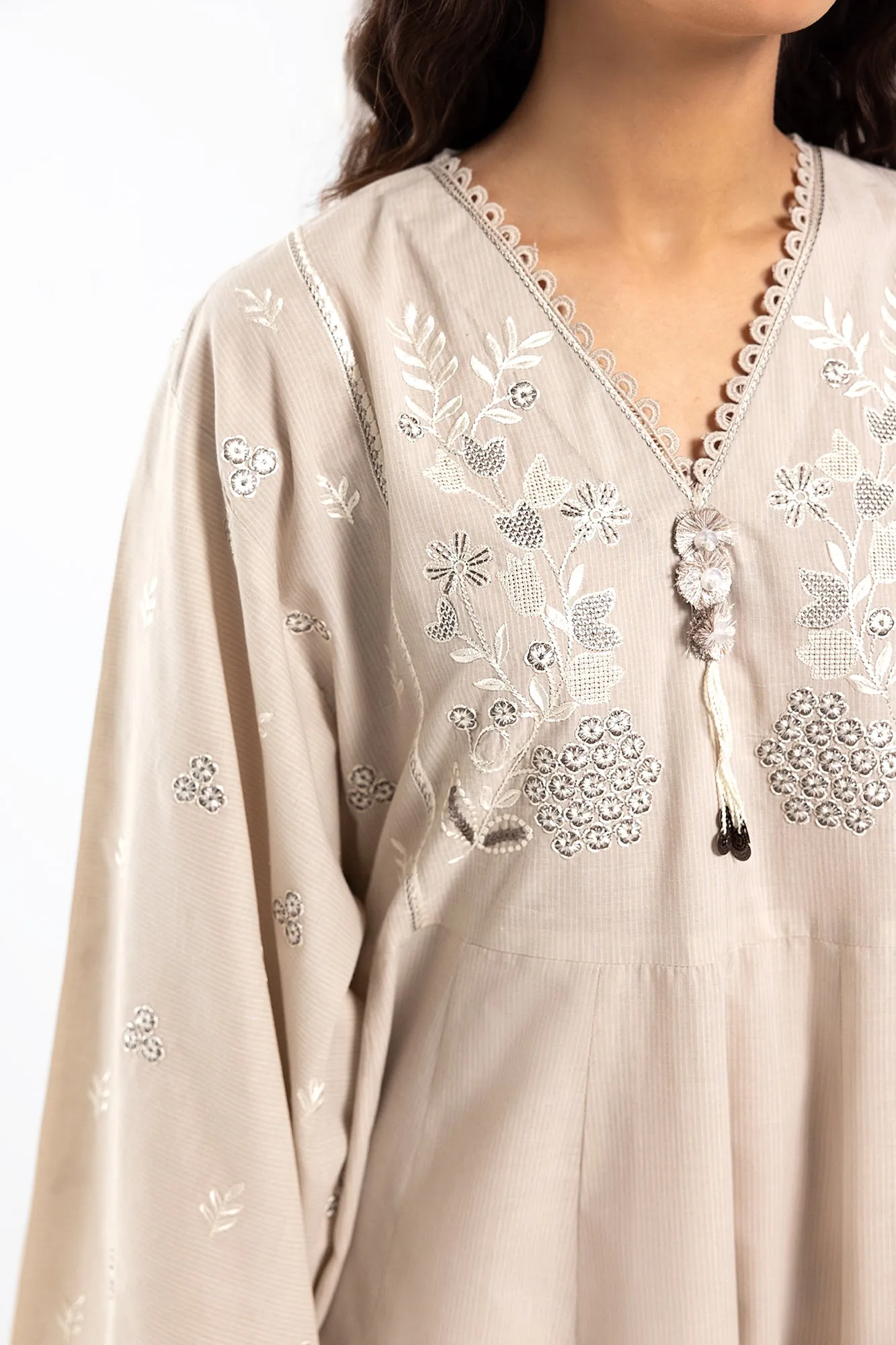 EMBROIDERED SHIRT (E4555/102/113)