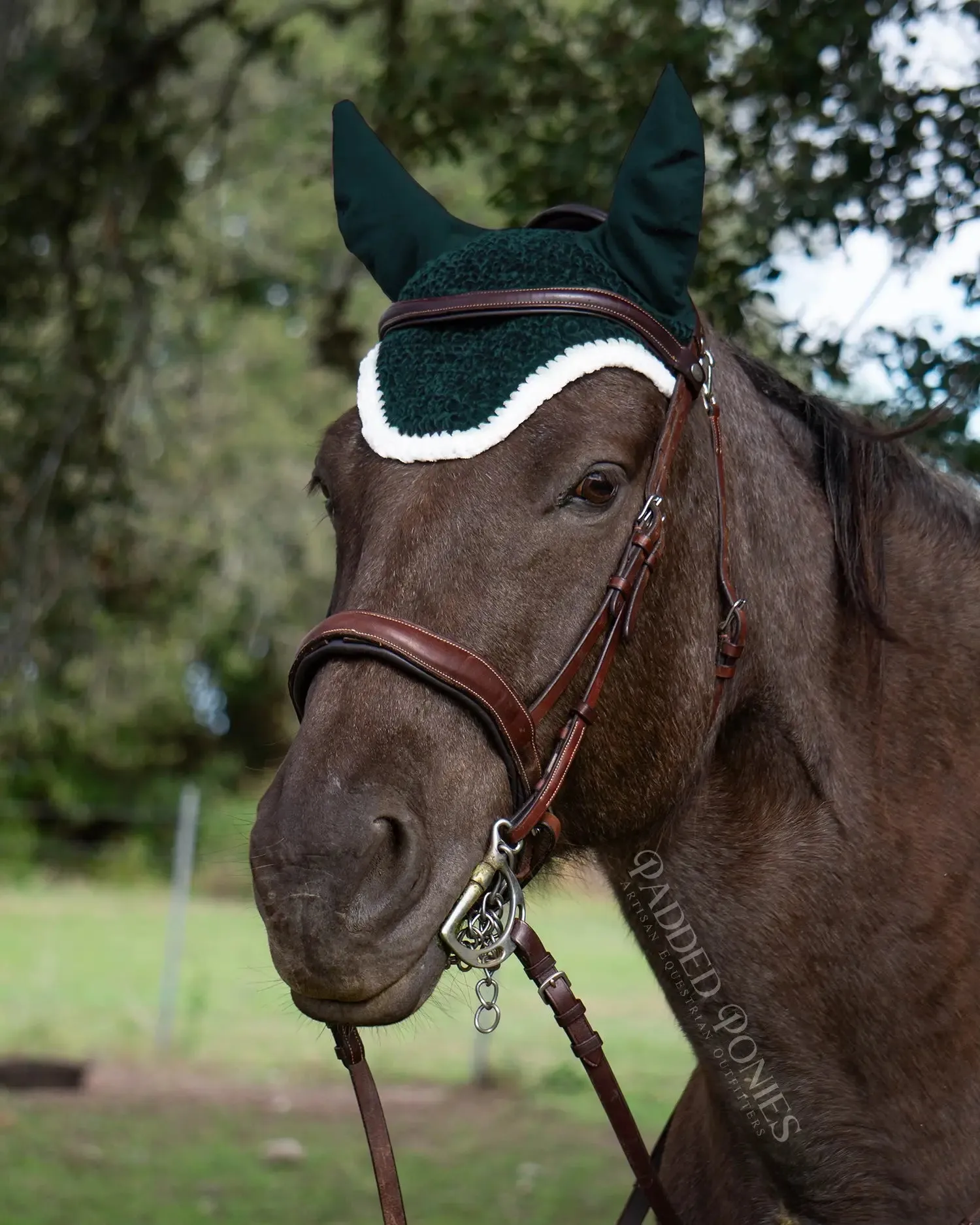 Emerald Forest Green Velvet Christmas Fly Bonnet