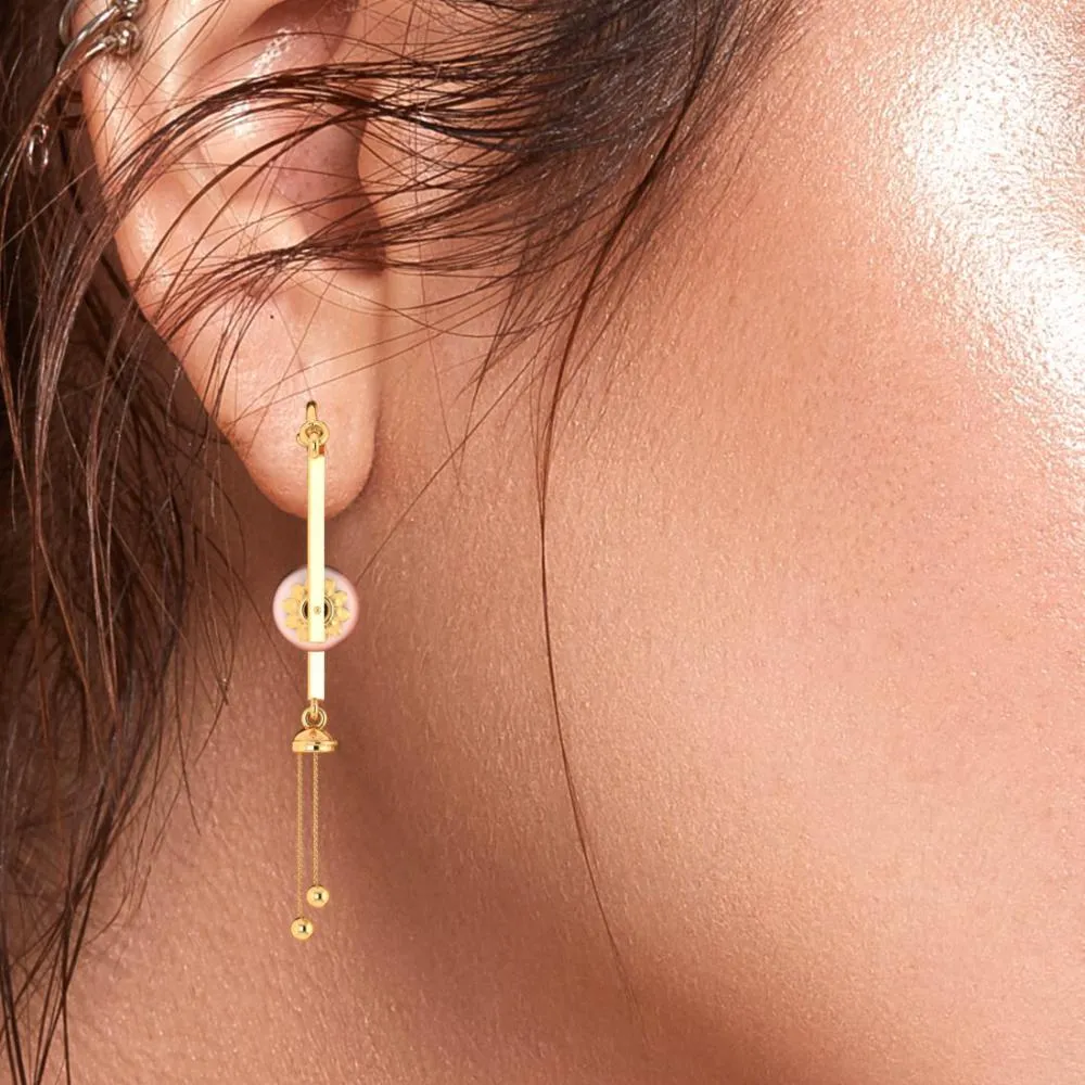 Exceptionally Well-crafted 22-karat Gold Dangler Earrings