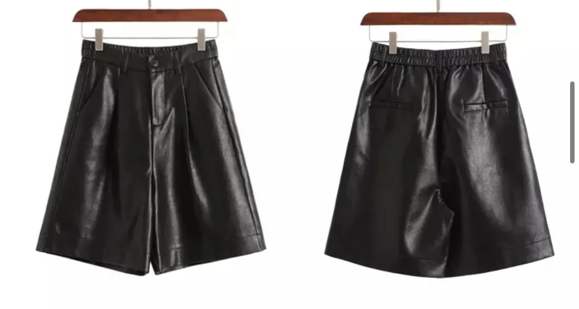 FOREVER CHIC - Women's PU Leather Shorts