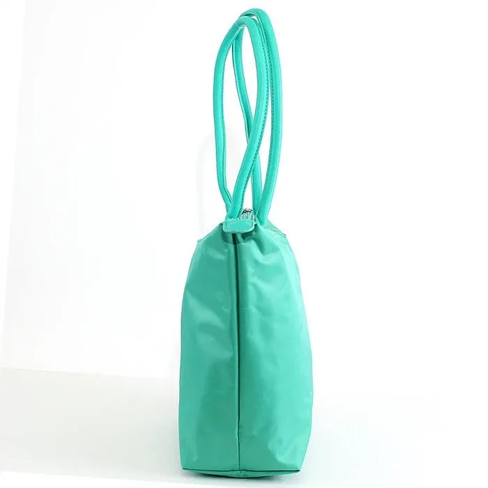 HD2186 17"Nylon Tote with Matching Handle Color