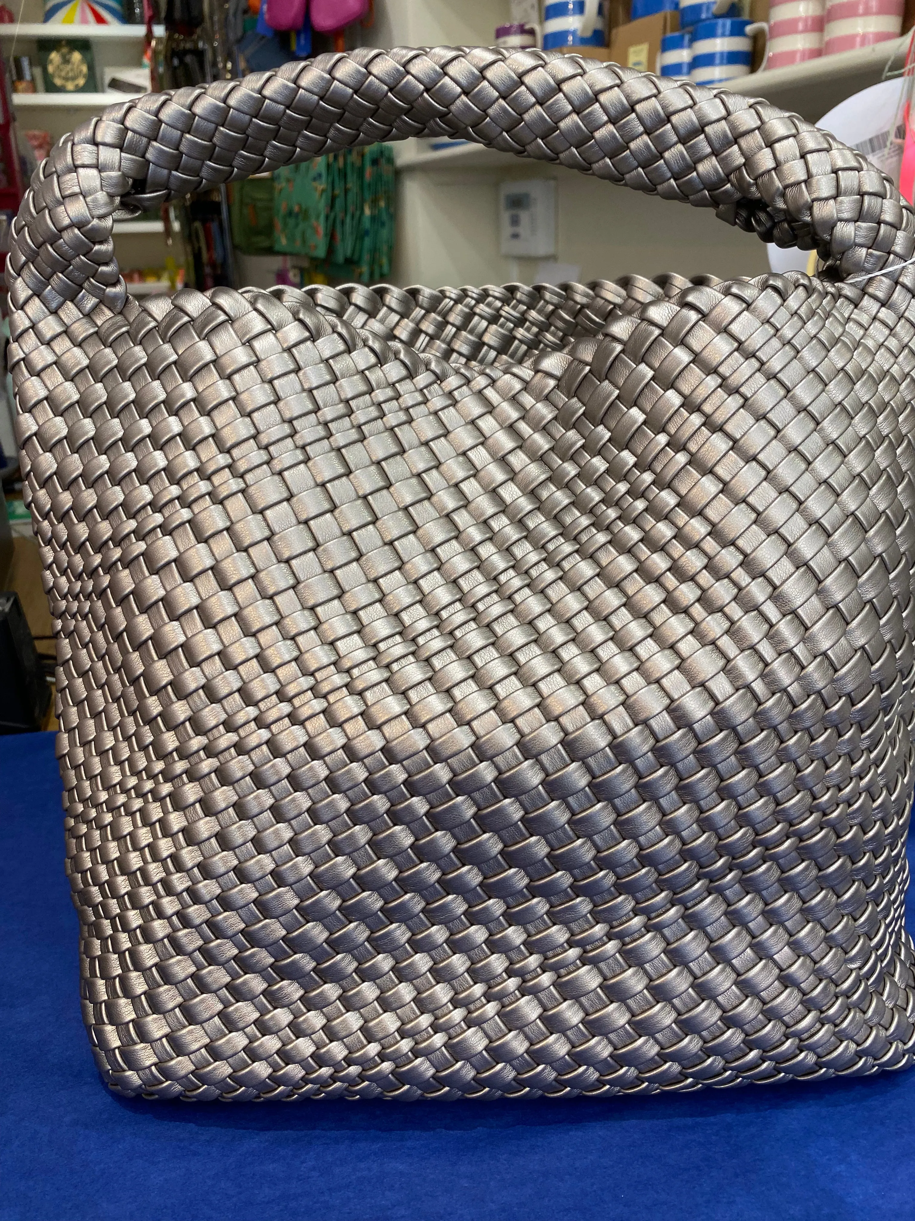 Lila Weave Hand Bag