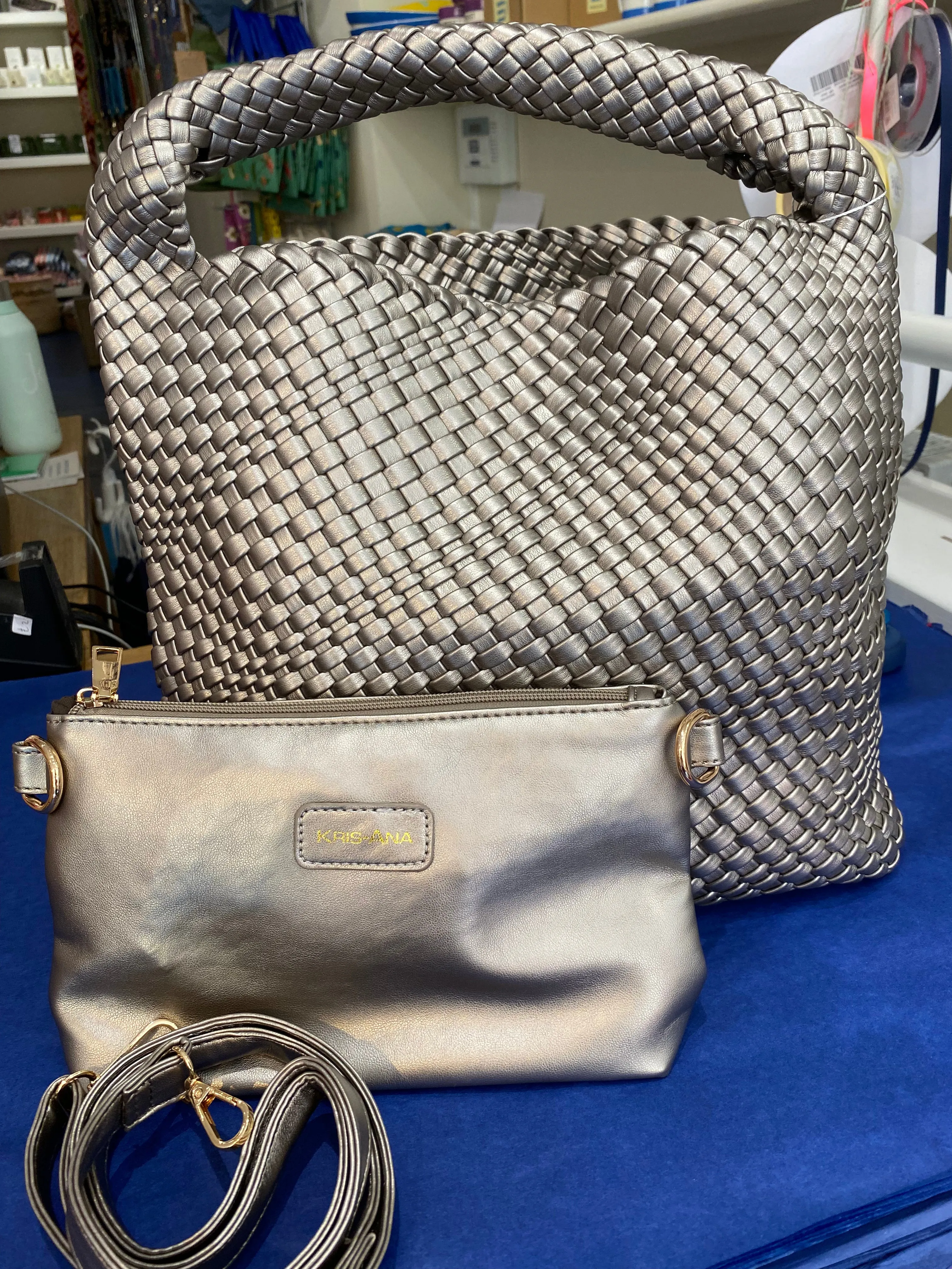 Lila Weave Hand Bag