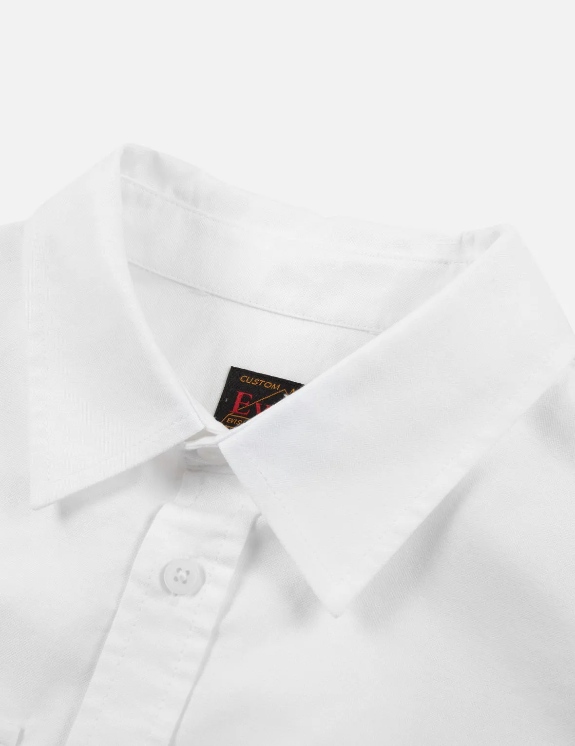 Multi-Pocket and Logo Patch Embroidered Relax Fit Shirt