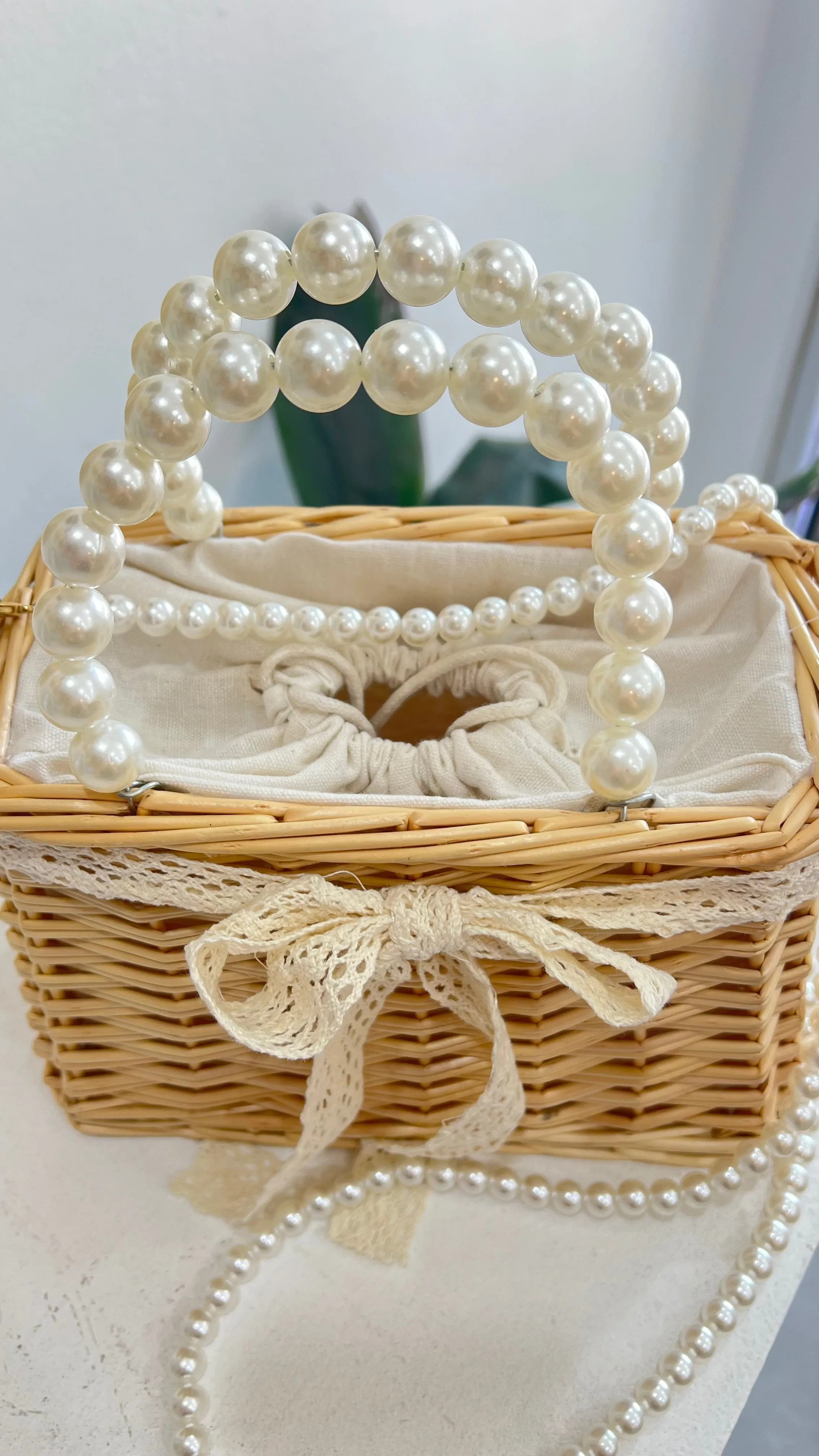 Pearl Basket Bag