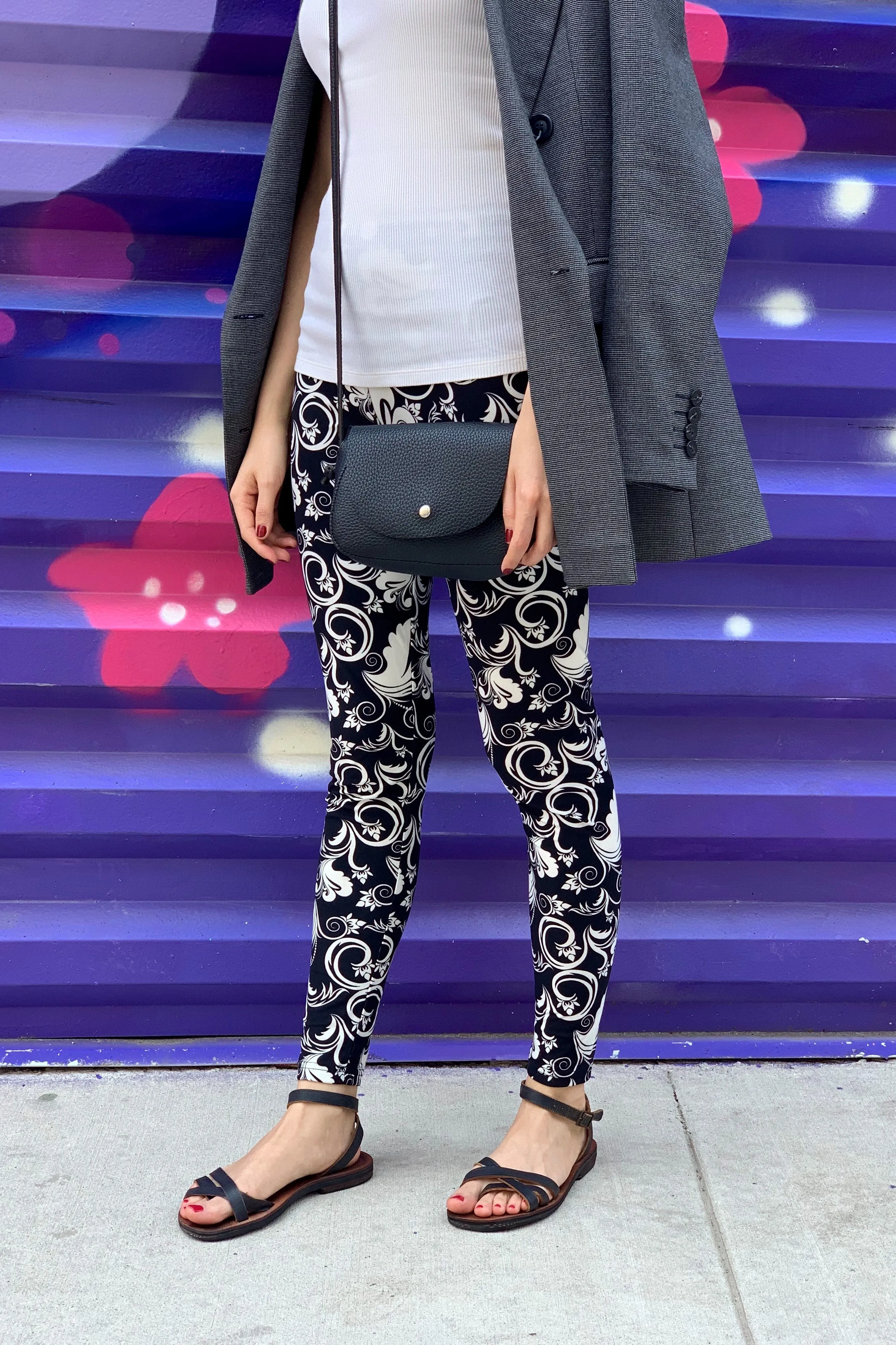 Swirl Abstract Black/White Print Leggings