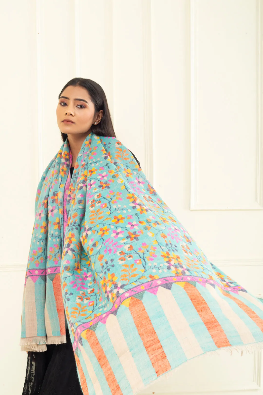 Talib-e-Misri Artic Blue Floral Kani Jamavar Pashmina Shawl